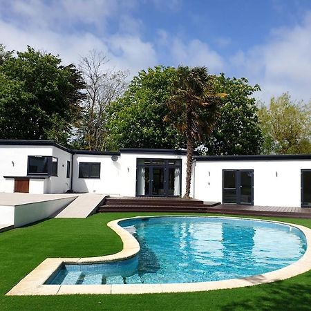Tranquil & Unique Villa On The Uk'S Sunniest Place Ratton Kültér fotó
