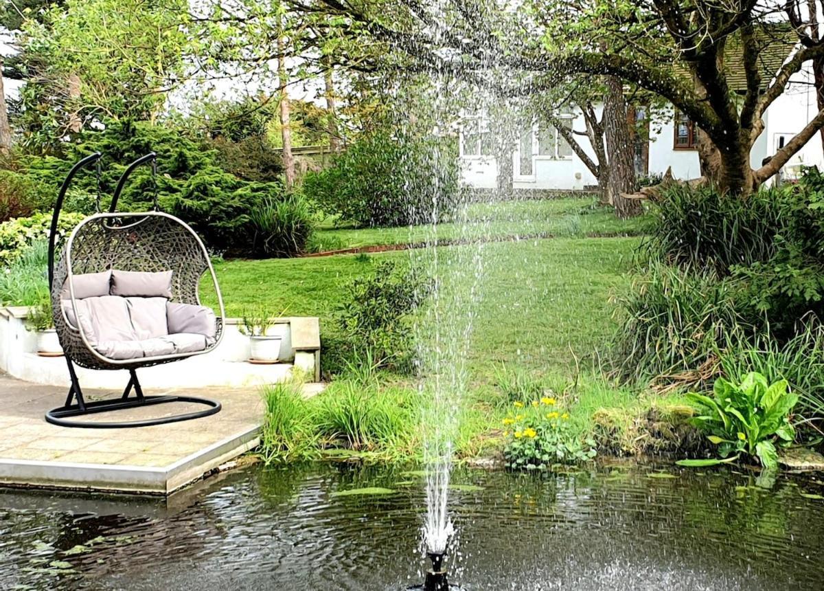 Tranquil & Unique Villa On The Uk'S Sunniest Place Ratton Kültér fotó