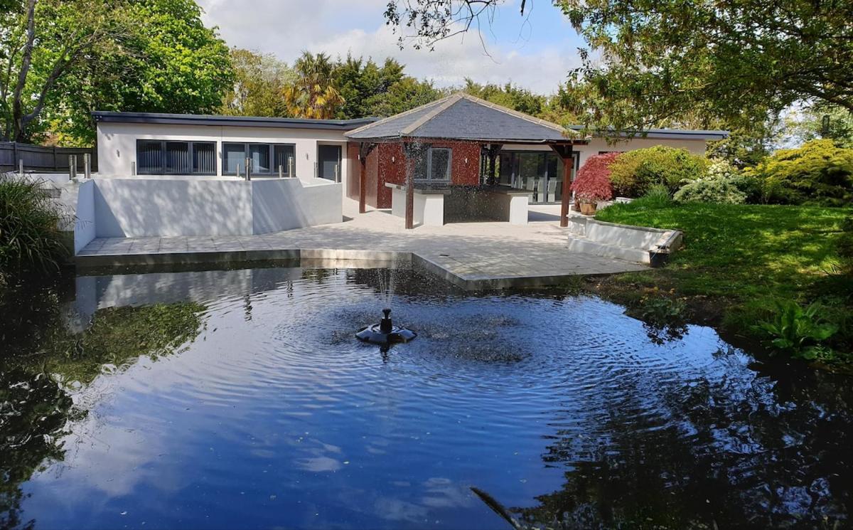 Tranquil & Unique Villa On The Uk'S Sunniest Place Ratton Kültér fotó